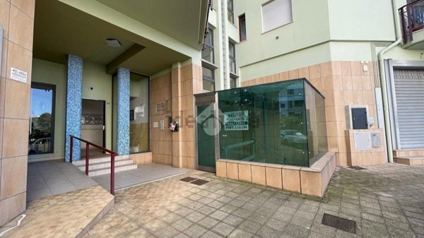 negozio in vendita a Corigliano-Rossano in zona Rossano