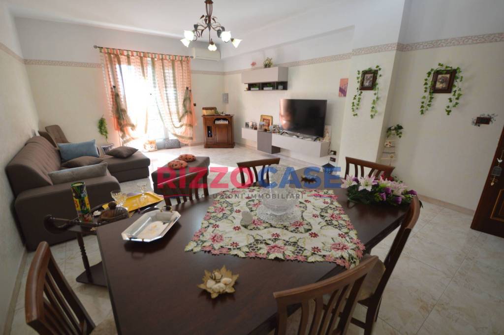 appartamento in vendita a Corigliano-Rossano in zona Rossano