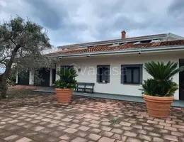 casa indipendente in vendita a Corigliano-Rossano in zona Rossano