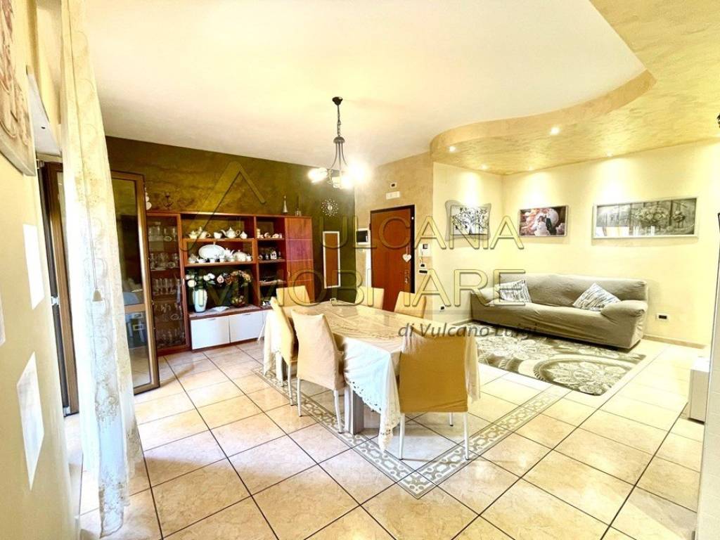 appartamento in vendita a Corigliano-Rossano in zona Rossano Stazione