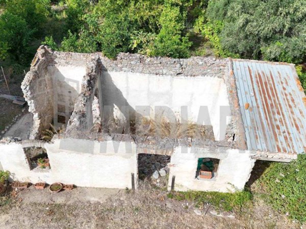 casa indipendente in vendita a Corigliano-Rossano in zona Rossano