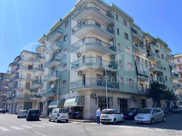 appartamento in vendita a Corigliano-Rossano in zona Rossano Stazione