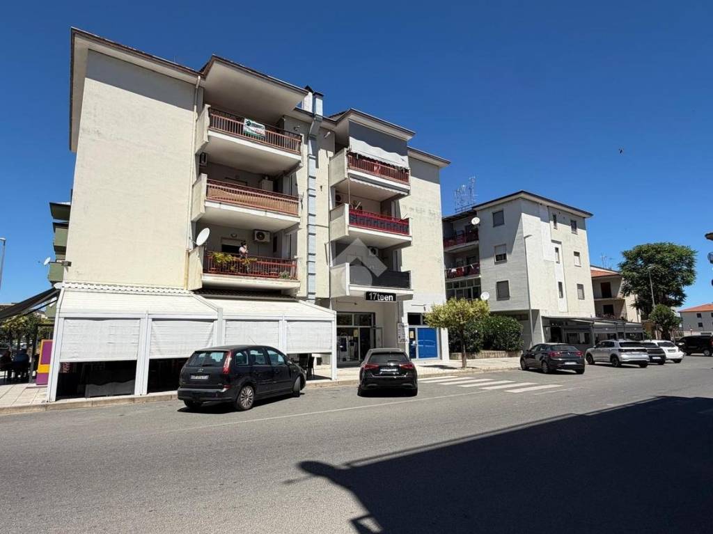 appartamento in vendita a Corigliano-Rossano in zona Fabrizio Piccolo