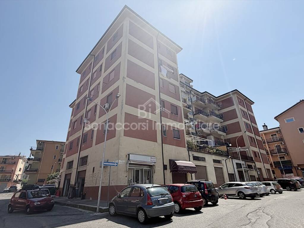 appartamento in vendita a Corigliano-Rossano in zona Rossano Stazione