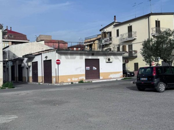 negozio in vendita a Corigliano-Rossano