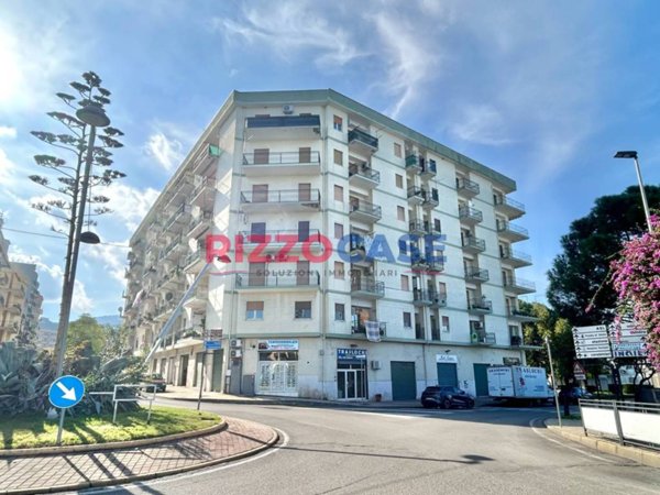 appartamento in vendita a Corigliano-Rossano in zona Rossano Stazione