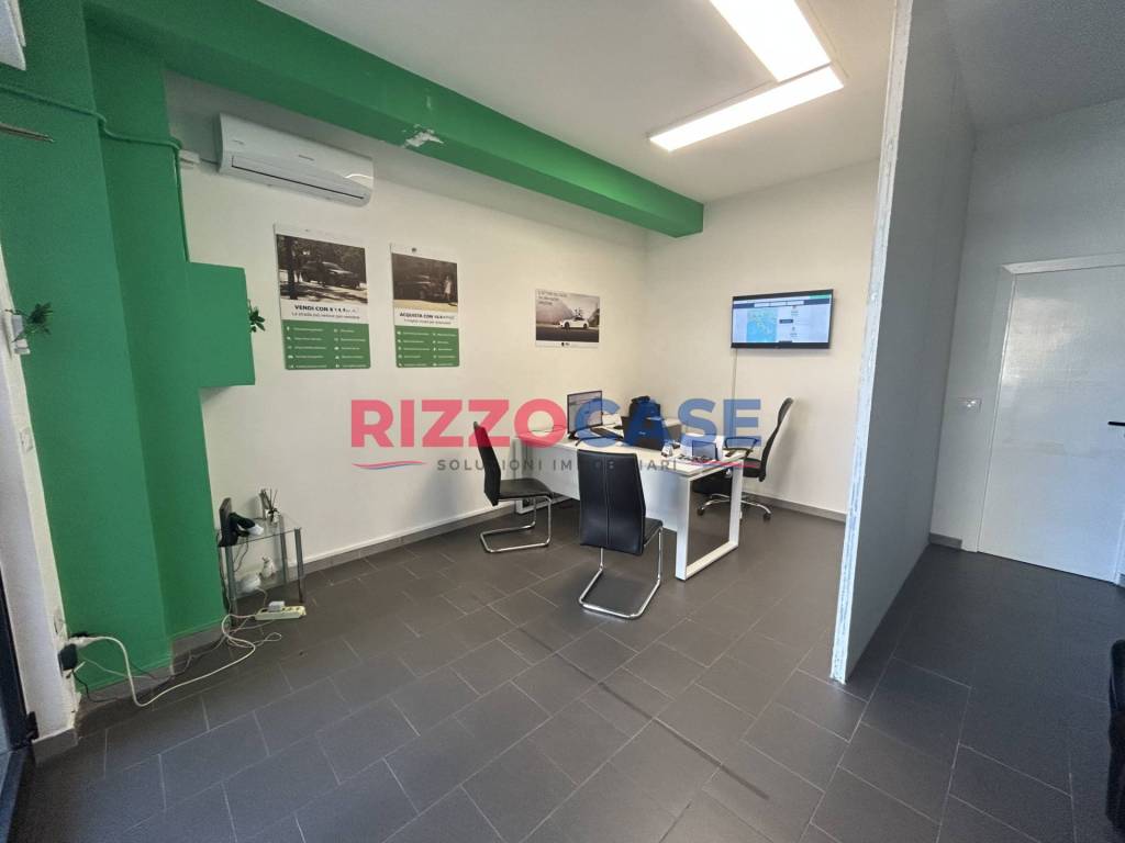 negozio in vendita a Corigliano-Rossano