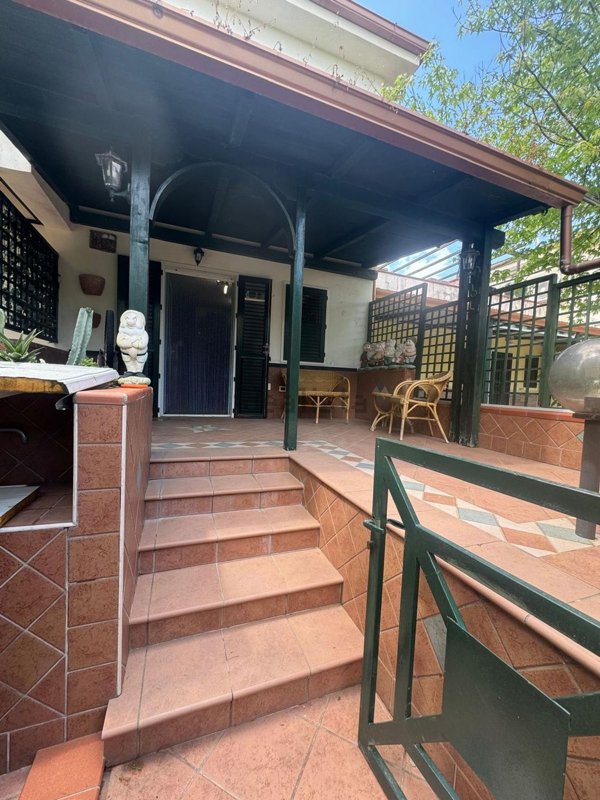 casa indipendente in vendita a Corigliano-Rossano