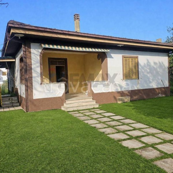 casa indipendente in vendita a Corigliano-Rossano in zona Fabrizio Piccolo