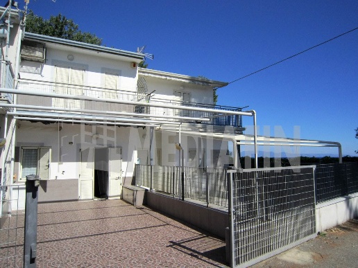 casa indipendente in vendita a Corigliano-Rossano in zona Rossano