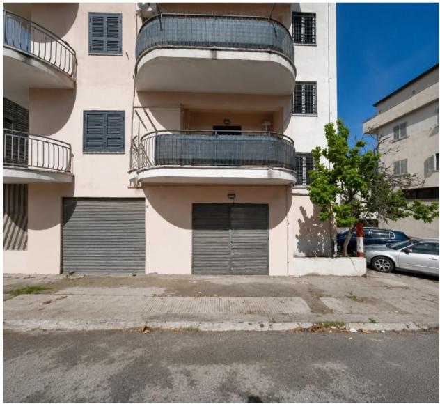 locale commerciale in vendita a Corigliano-Rossano in zona Rossano