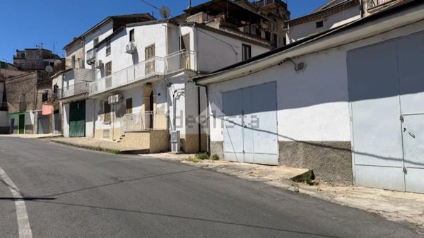 casa indipendente in vendita a Corigliano-Rossano in zona Rossano