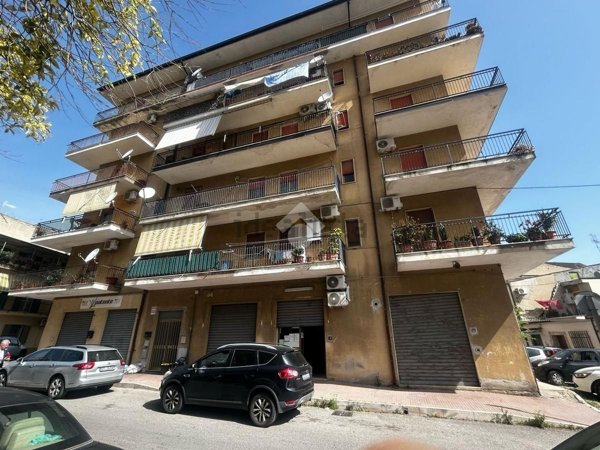 negozio in vendita a Corigliano-Rossano in zona Fabrizio Piccolo