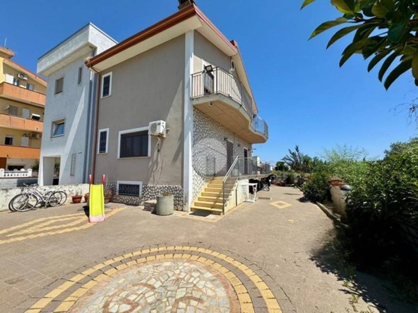 casa indipendente in vendita a Corigliano-Rossano