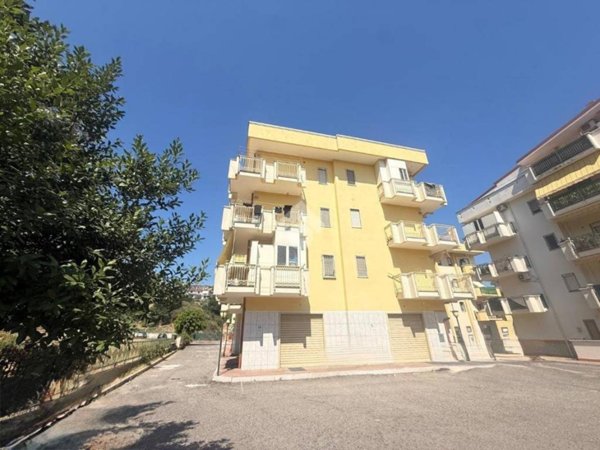 appartamento in vendita a Corigliano-Rossano in zona Rossano