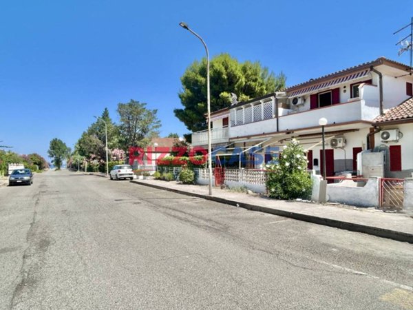 appartamento in vendita a Corigliano-Rossano in zona Fabrizio Piccolo