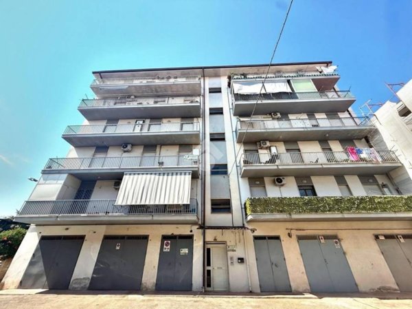 appartamento in vendita a Corigliano-Rossano in zona Fabrizio Piccolo