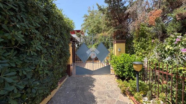 casa indipendente in vendita a Corigliano-Rossano in zona Fabrizio Piccolo