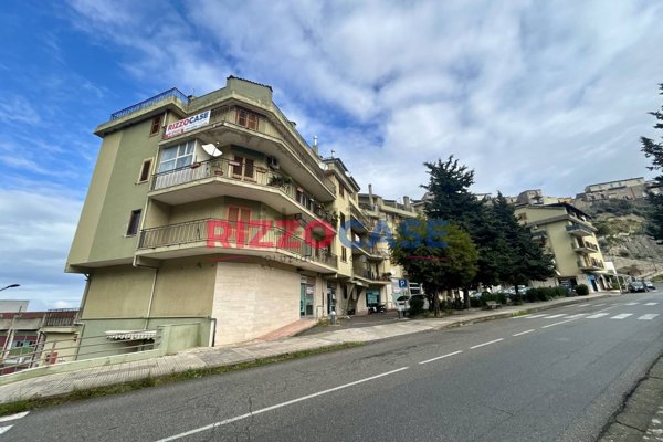 appartamento in vendita a Corigliano-Rossano in zona Rossano
