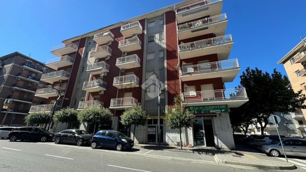 locale di sgombero in vendita a Corigliano-Rossano in zona Rossano