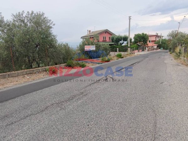 terreno agricolo in vendita a Corigliano-Rossano in zona Piragineti