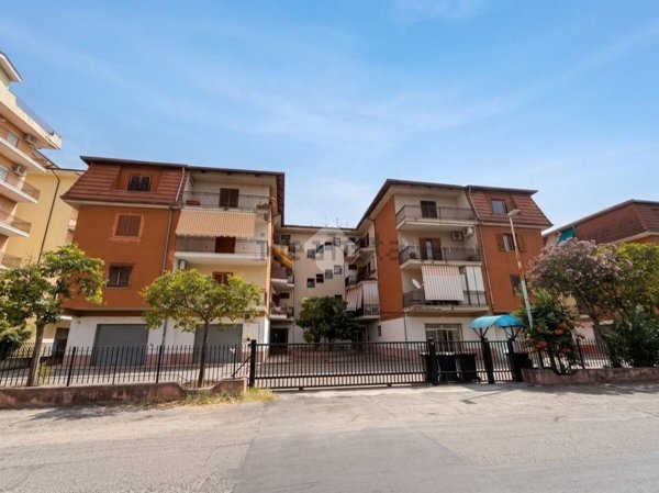 appartamento in vendita a Corigliano-Rossano in zona Fabrizio Piccolo