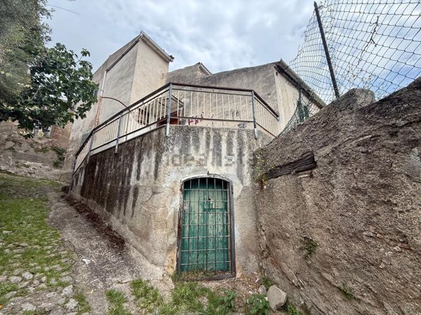 casa indipendente in vendita a Corigliano-Rossano in zona Rossano