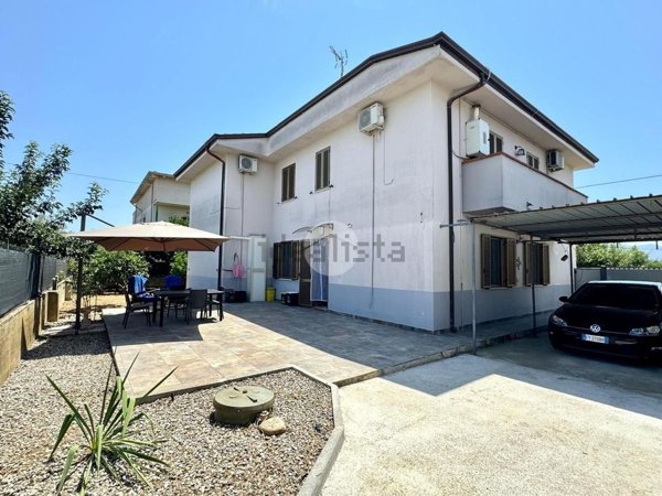 casa indipendente in vendita a Corigliano-Rossano in zona Fabrizio Piccolo