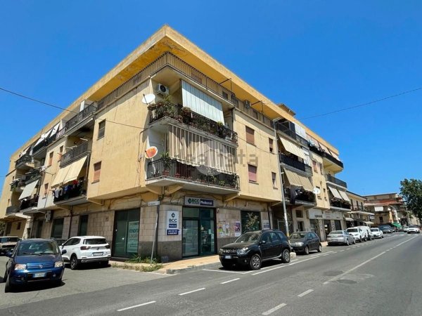 ufficio in vendita a Corigliano-Rossano in zona Fabrizio Piccolo