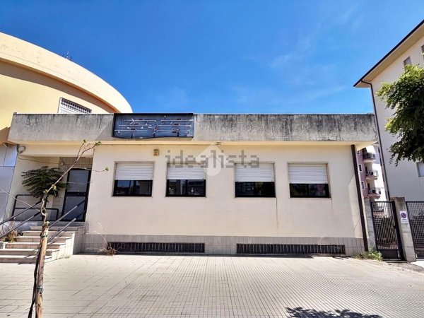 ufficio in vendita a Corigliano-Rossano in zona Fabrizio Piccolo