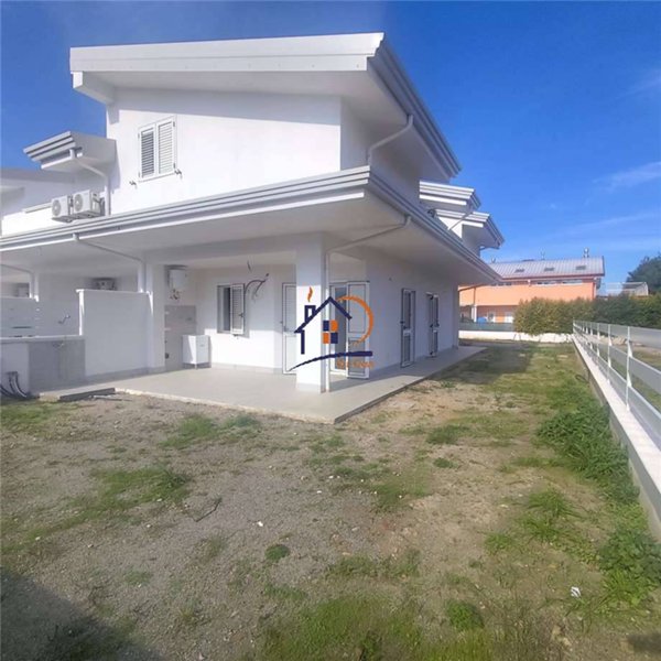 casa indipendente in vendita a Corigliano-Rossano in zona Rossano