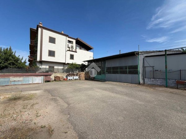 locale commerciale in vendita a Corigliano-Rossano in zona San Nico