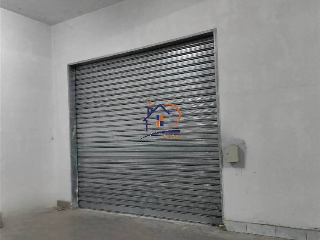 box auto in vendita a Corigliano-Rossano in zona Rossano Stazione
