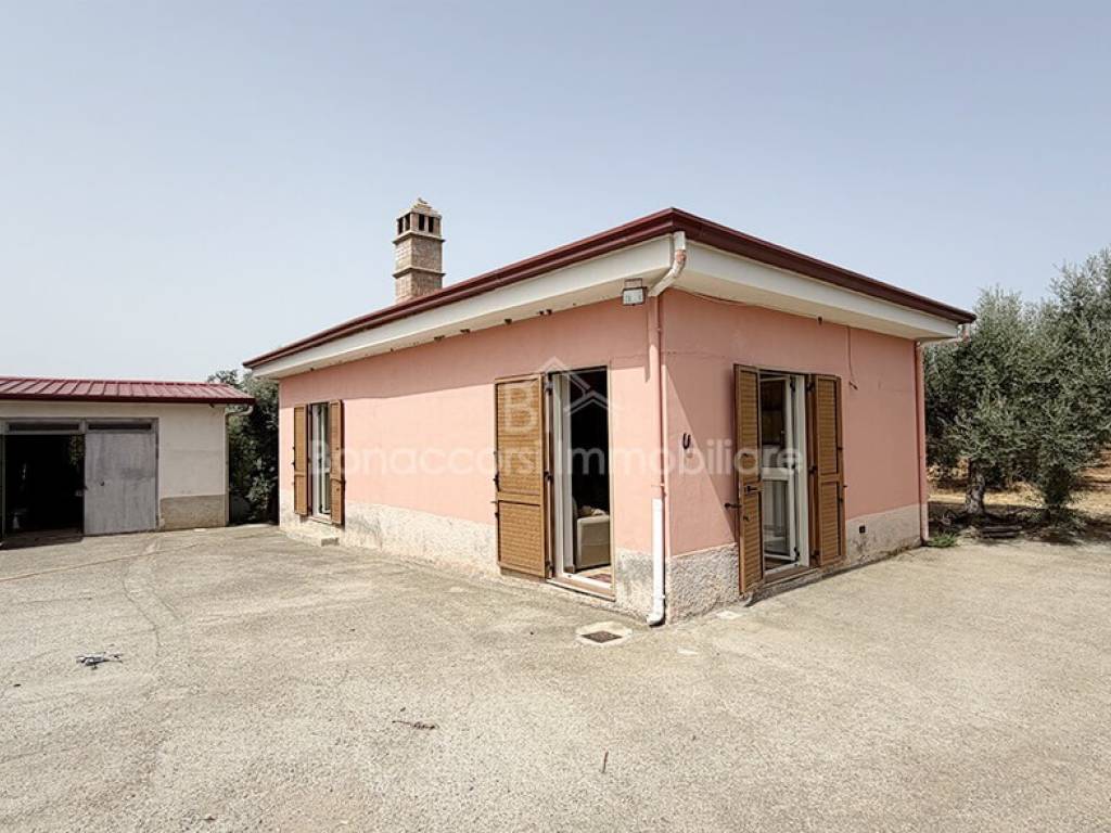 appartamento in vendita a Corigliano-Rossano in zona Piragineti
