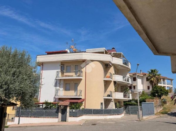 appartamento in vendita a Corigliano-Rossano in zona Fabrizio Piccolo