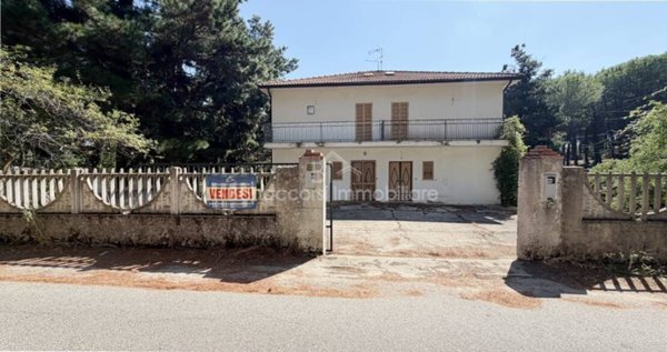 casa indipendente in vendita a Corigliano-Rossano in zona Piragineti