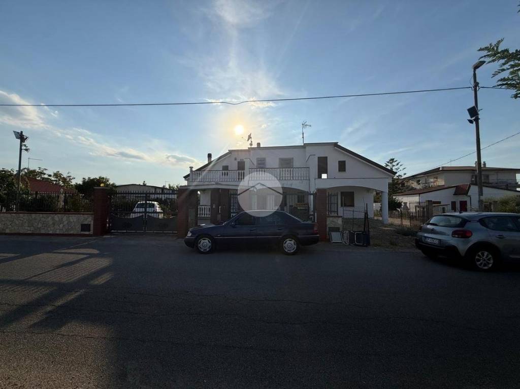 casa indipendente in vendita a Corigliano-Rossano in zona Fabrizio Piccolo