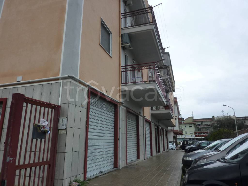 appartamento in vendita a Corigliano-Rossano in zona Rossano Stazione