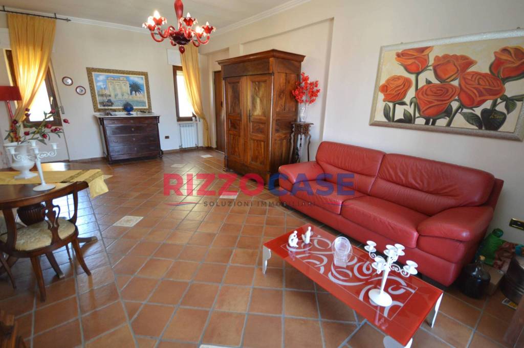 appartamento in vendita a Corigliano-Rossano in zona Rossano