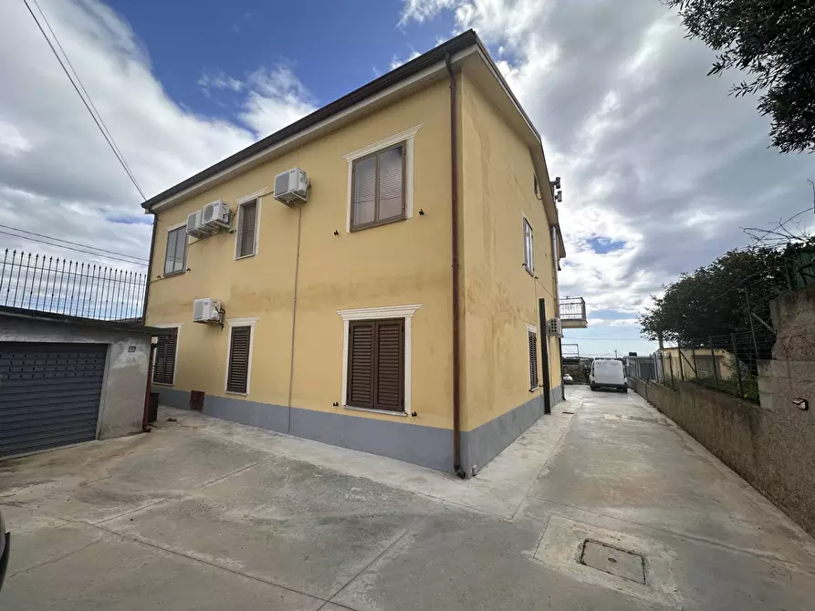 casa indipendente in vendita ad Amaroni