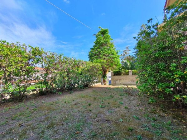 casa indipendente in vendita ad Amato