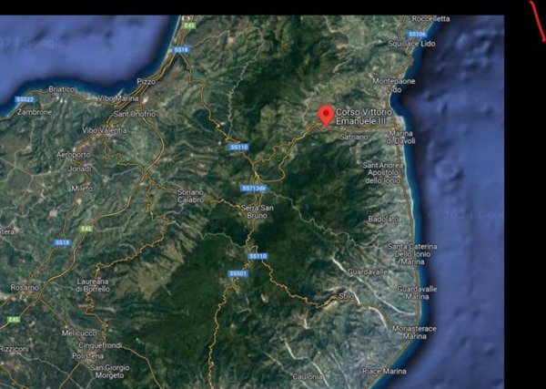 appartamento in vendita ad Argusto in zona Scamardi