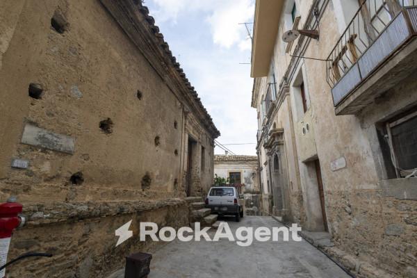 casa indipendente in vendita a Badolato