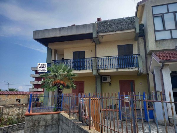 appartamento in vendita a Badolato