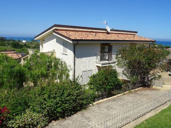 casa indipendente in vendita a Badolato