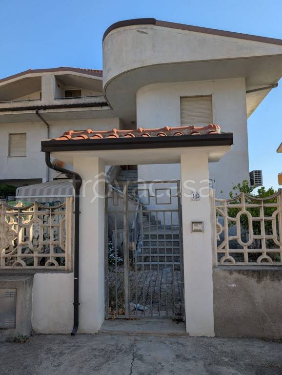 casa indipendente in vendita a Badolato