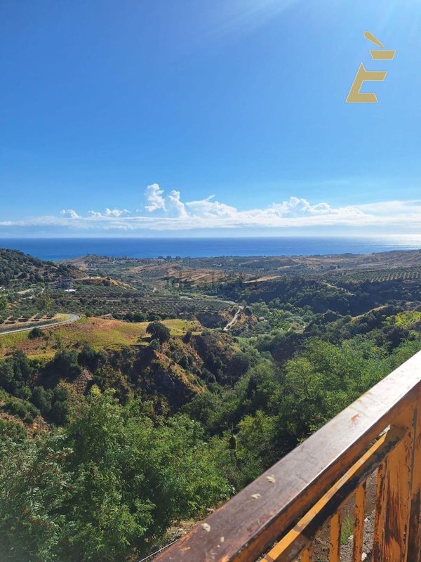 appartamento in vendita a Badolato