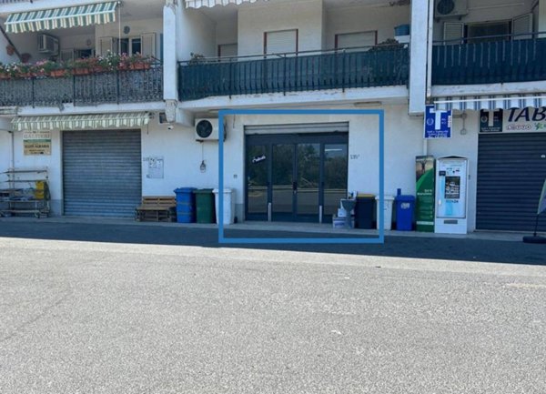 negozio in vendita a Badolato