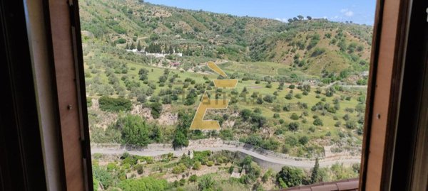 appartamento in vendita a Badolato