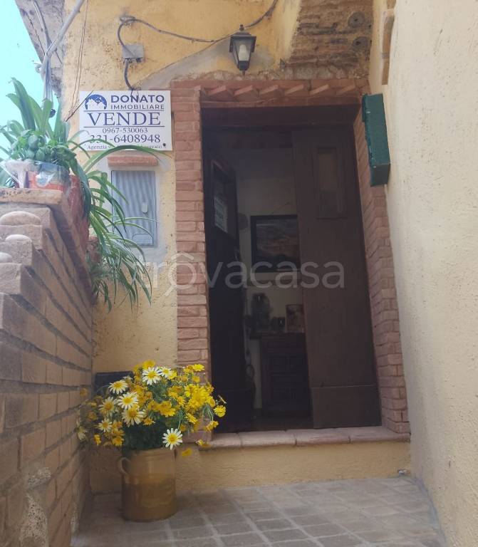 appartamento in vendita a Badolato